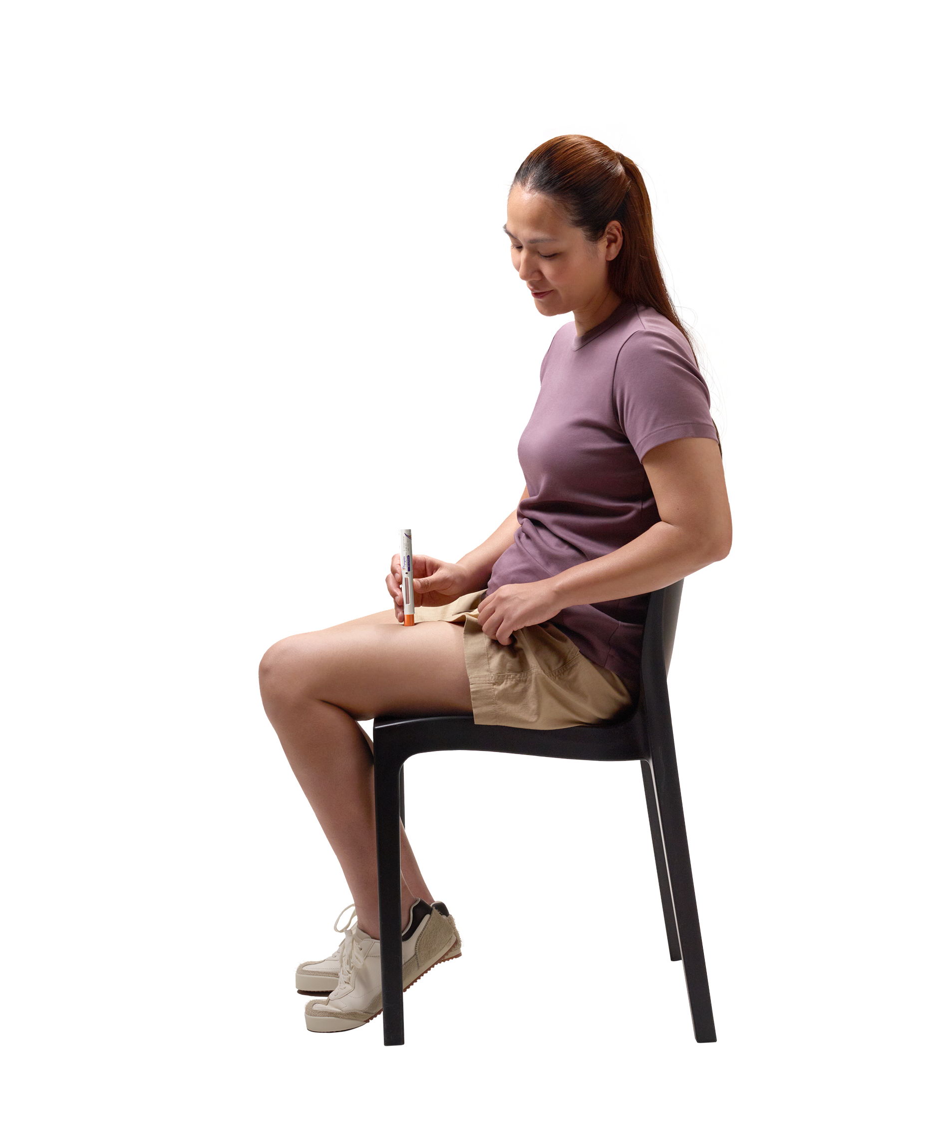 Actor Portrayal of Patient Injecting Medicine Into Her Leg with a Speech Bubble that Says, 'Hold Injection for 10 seconds'